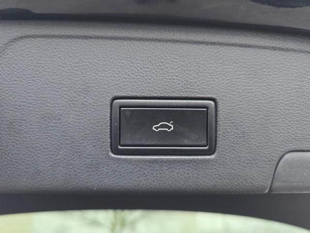 used 2020 Volkswagen Atlas Cross Sport car, priced at $25,800