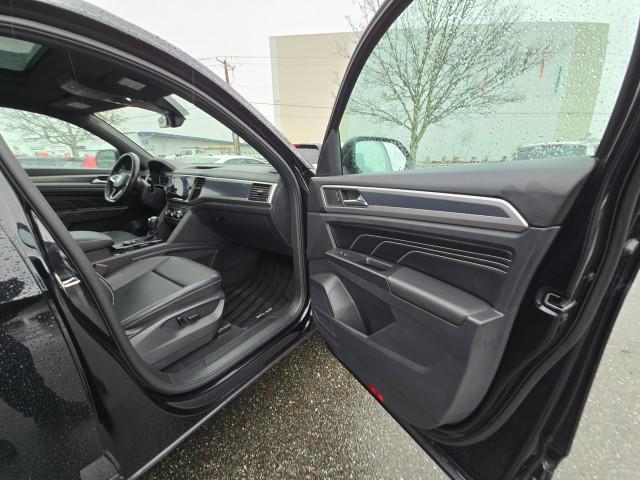 used 2020 Volkswagen Atlas Cross Sport car, priced at $25,800