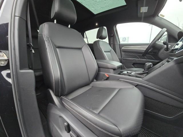 used 2020 Volkswagen Atlas Cross Sport car, priced at $25,800