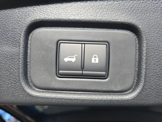 new 2025 Nissan Pathfinder car, priced at $49,970