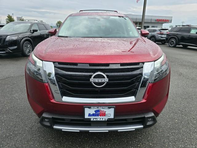new 2025 Nissan Pathfinder car, priced at $49,700