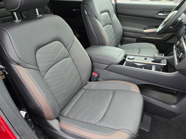 new 2025 Nissan Pathfinder car, priced at $49,700