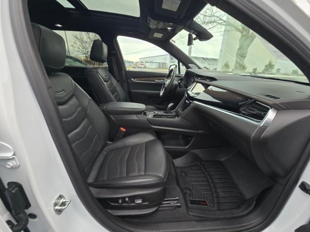 used 2024 Cadillac XT6 car, priced at $43,945