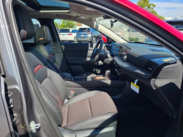 new 2025 Nissan Kicks car, priced at $29,985