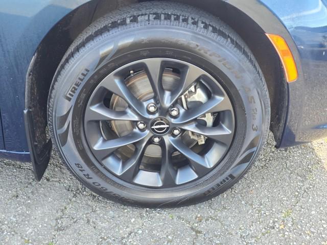 used 2022 Chrysler Pacifica car, priced at $25,950