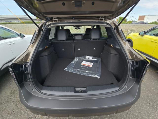 new 2025 Nissan Kicks car, priced at $28,950