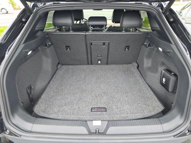 used 2022 Volkswagen ID.4 car, priced at $25,700