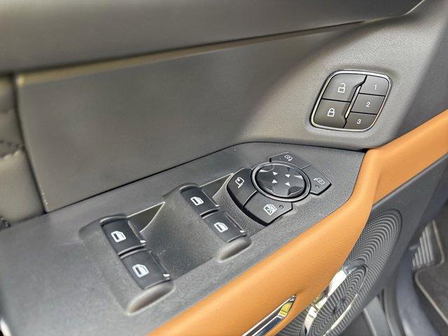 used 2024 Ford Expedition car, priced at $65,000