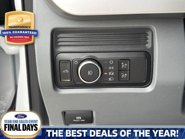 new 2025 Ford F-350 car, priced at $45,787