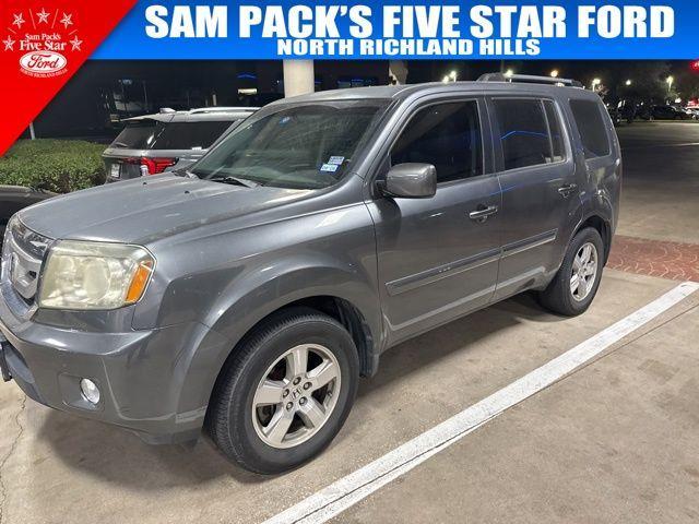 used 2011 Honda Pilot car, priced at $9,000