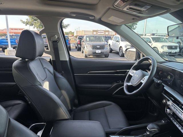 used 2025 Kia Telluride car, priced at $35,000