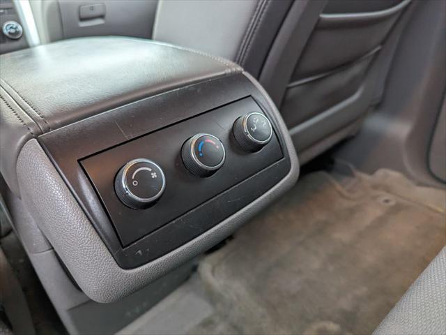used 2009 Chevrolet Traverse car, priced at $5,495