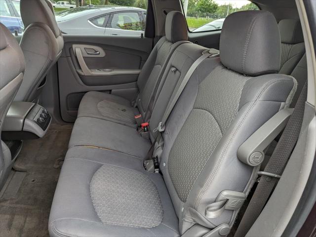 used 2009 Chevrolet Traverse car, priced at $5,495