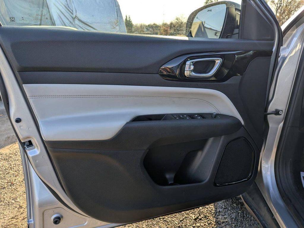 used 2022 Jeep Compass car, priced at $18,495