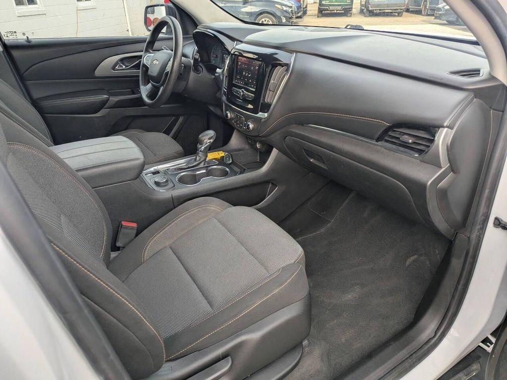 used 2021 Chevrolet Traverse car, priced at $15,995