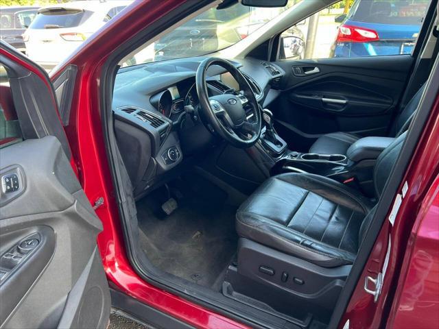 used 2014 Ford Escape car, priced at $5,495