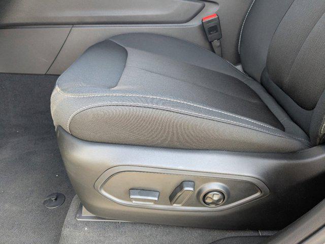 used 2025 Jeep Grand Cherokee car, priced at $33,995