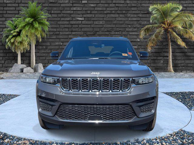 used 2025 Jeep Grand Cherokee car, priced at $33,995