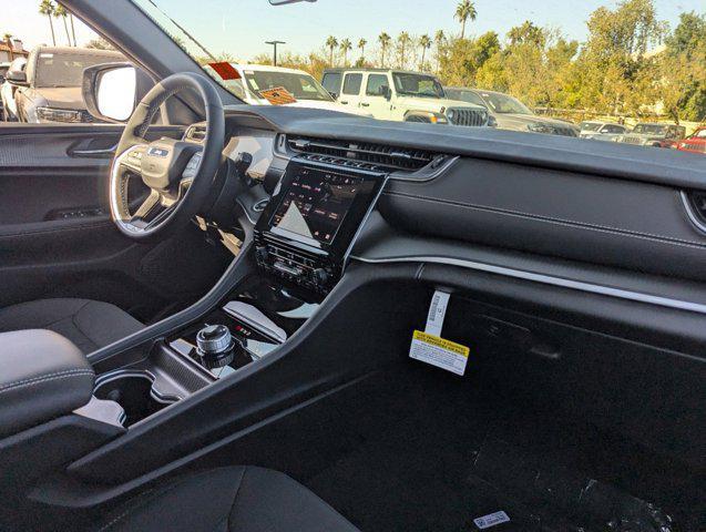 used 2025 Jeep Grand Cherokee car, priced at $33,995