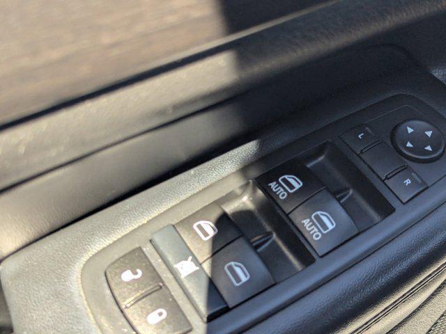 used 2015 Jeep Grand Cherokee car, priced at $9,495