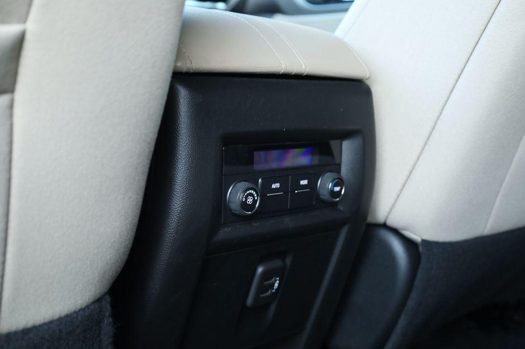 used 2023 Chevrolet Traverse car, priced at $27,316