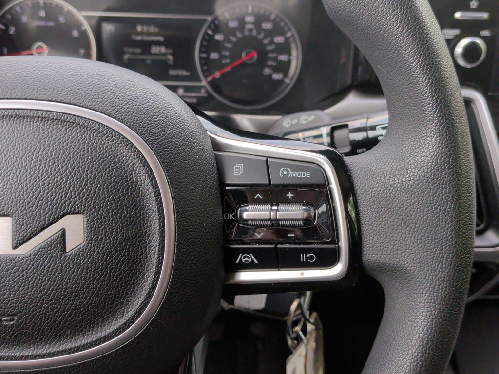 used 2022 Kia Sorento car, priced at $22,377