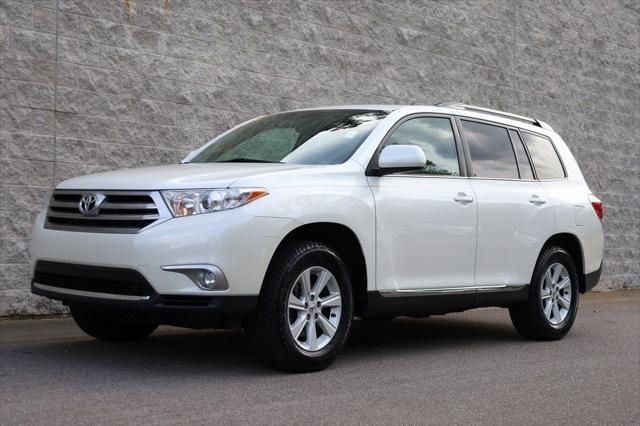 used 2013 Toyota Highlander car, priced at $17,664