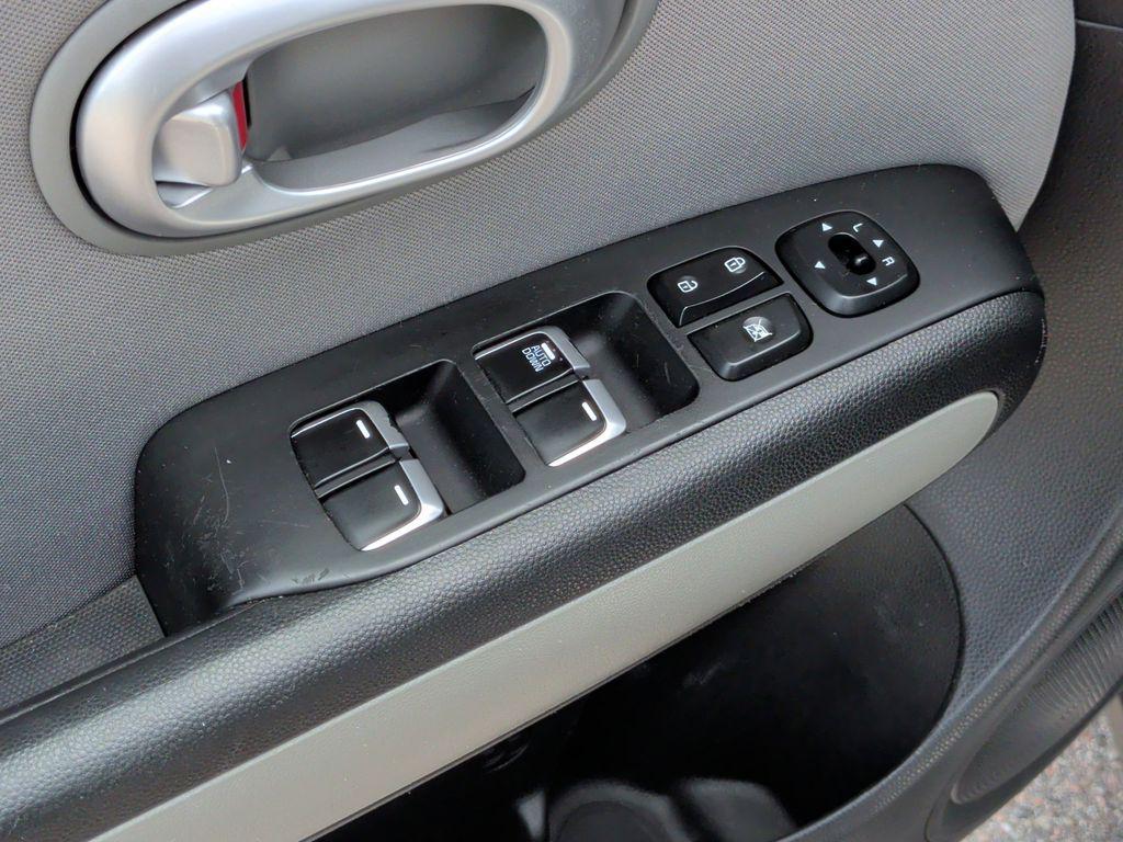 used 2017 Kia Soul car, priced at $8,260