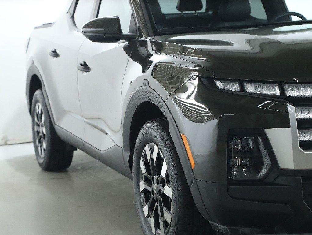 used 2025 Hyundai SANTA CRUZ car, priced at $26,863