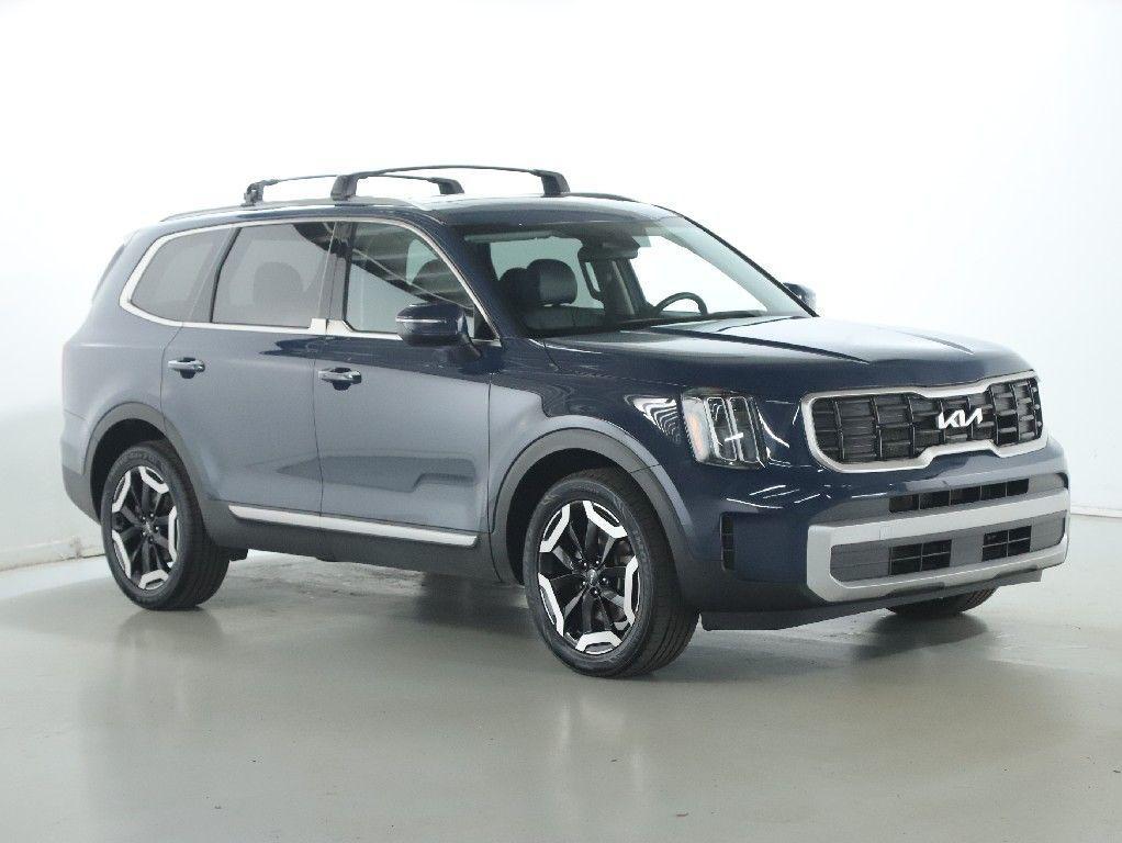 used 2024 Kia Telluride car, priced at $31,266