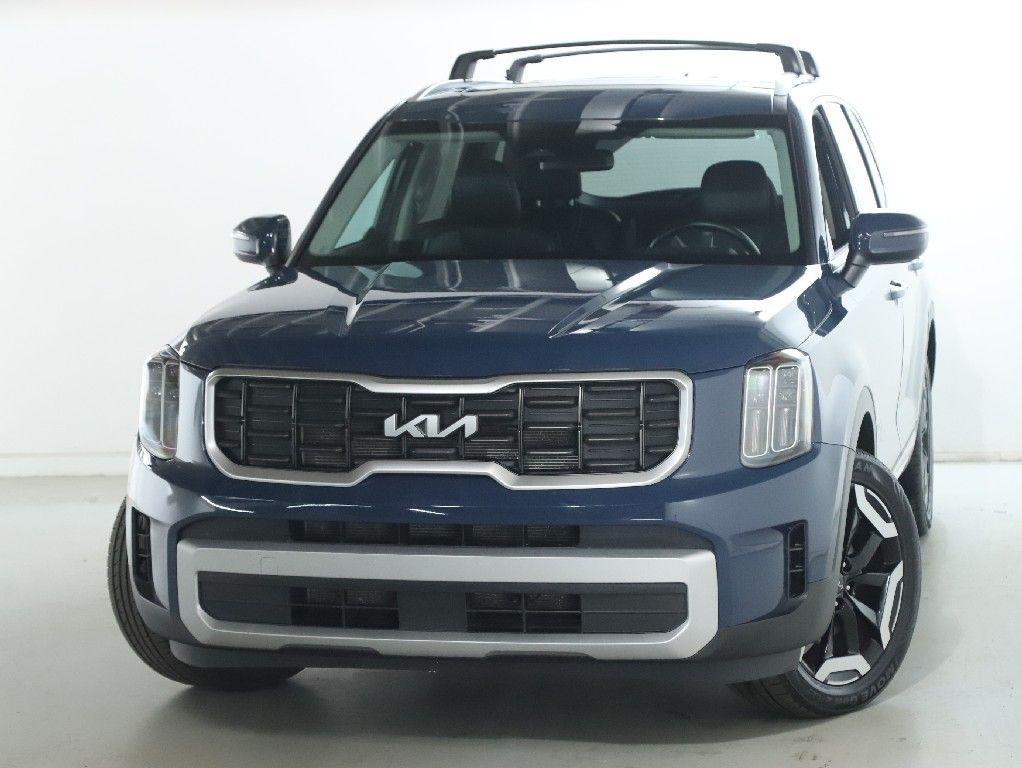 used 2024 Kia Telluride car, priced at $31,266