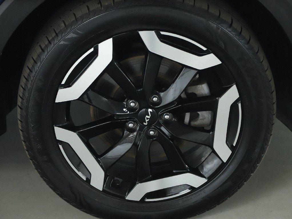 used 2024 Kia Telluride car, priced at $31,266