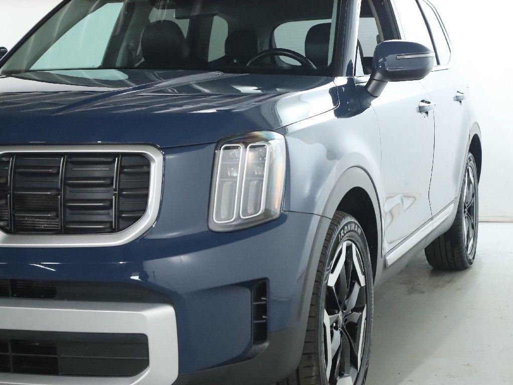 used 2024 Kia Telluride car, priced at $31,266