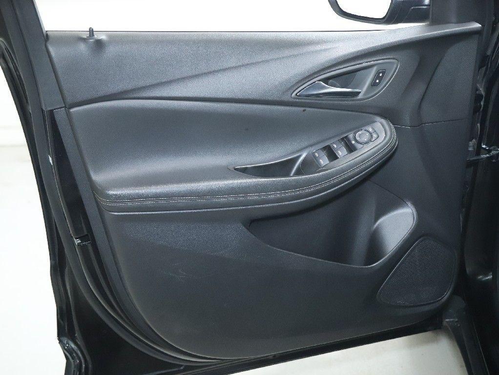 used 2025 Buick Encore GX car, priced at $19,956