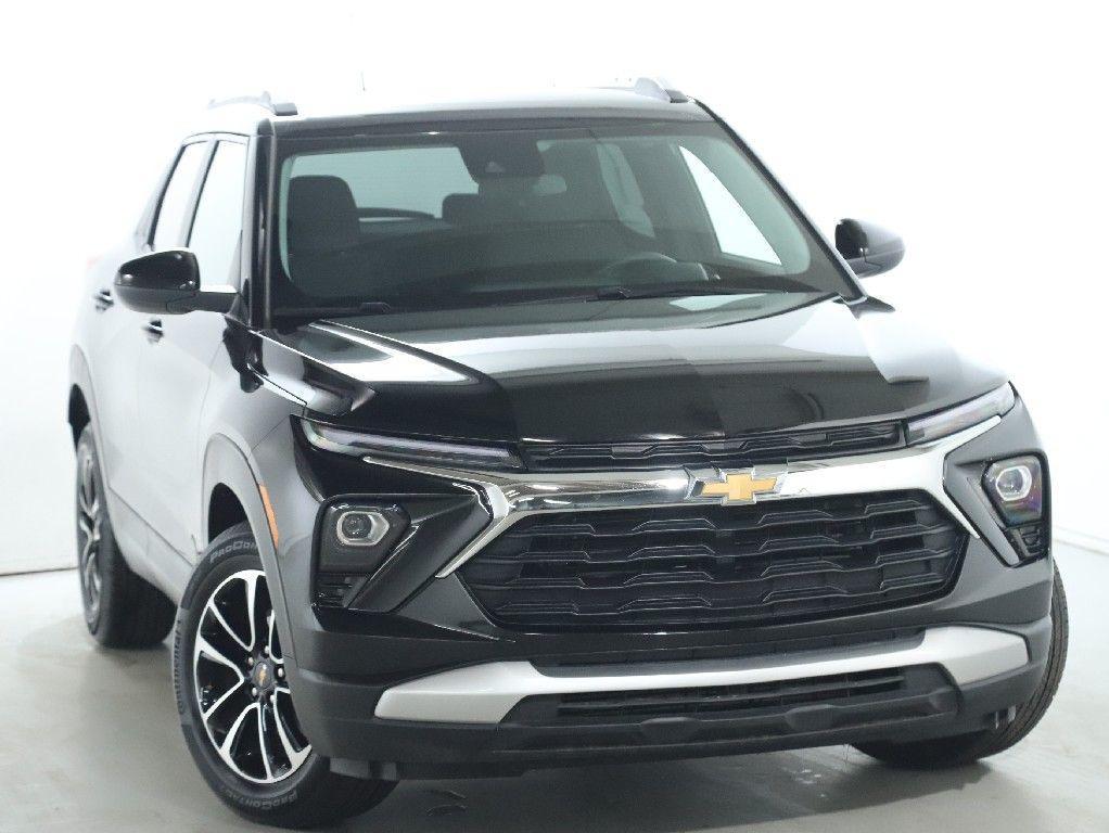 used 2025 Chevrolet TrailBlazer car, priced at $20,500