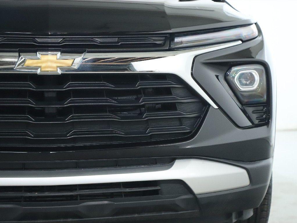 used 2025 Chevrolet TrailBlazer car, priced at $20,500