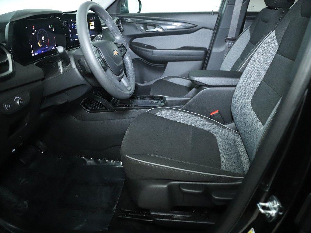 used 2025 Chevrolet TrailBlazer car, priced at $20,500