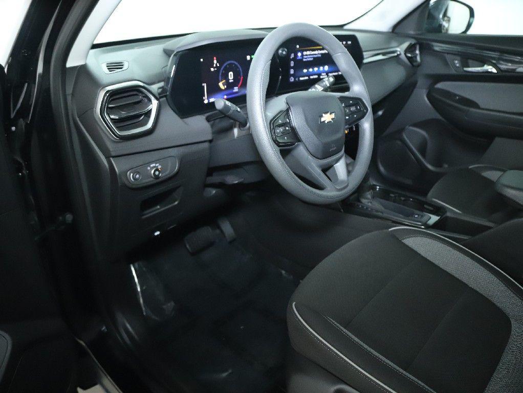 used 2025 Chevrolet TrailBlazer car, priced at $20,500