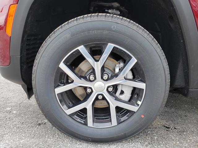 new 2025 Jeep Grand Cherokee car, priced at $40,120