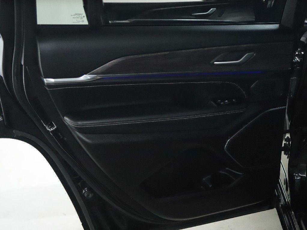 used 2024 Jeep Grand Cherokee L car, priced at $38,969