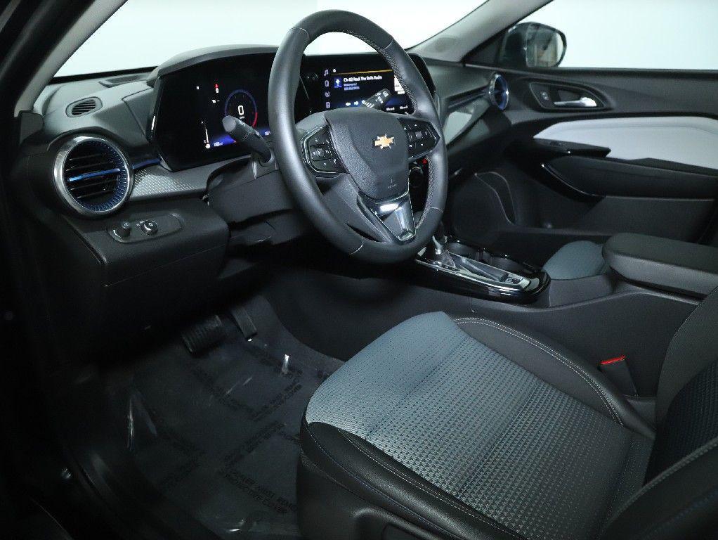 used 2025 Chevrolet Trax car, priced at $19,651
