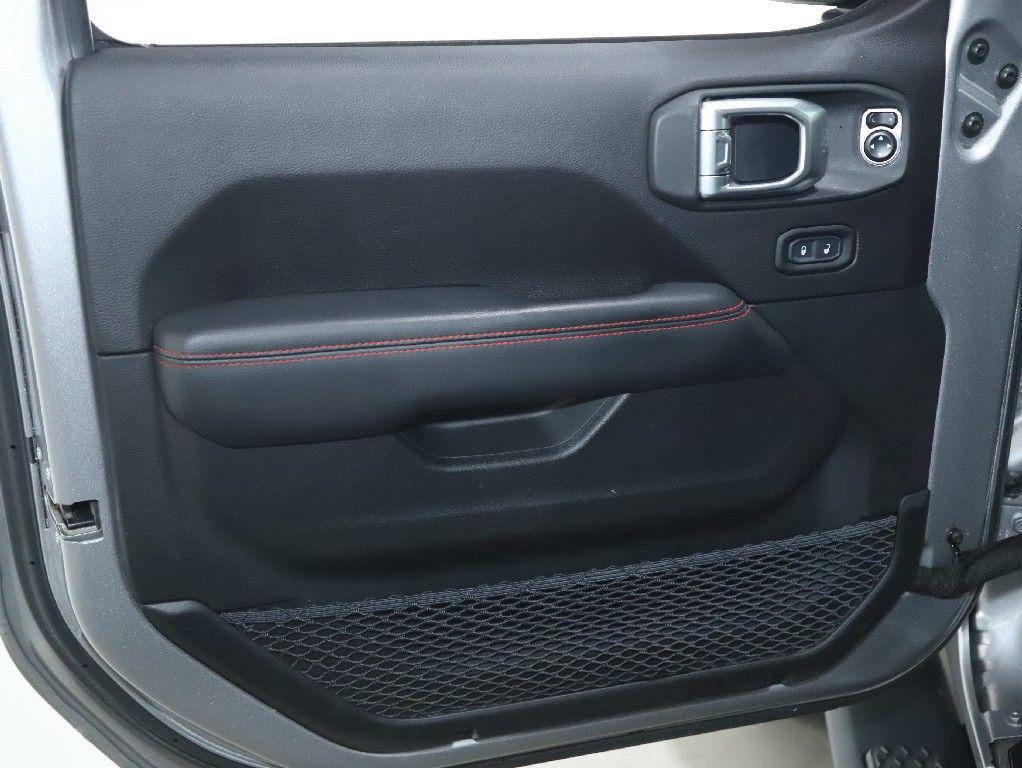 used 2020 Jeep Gladiator car, priced at $32,383