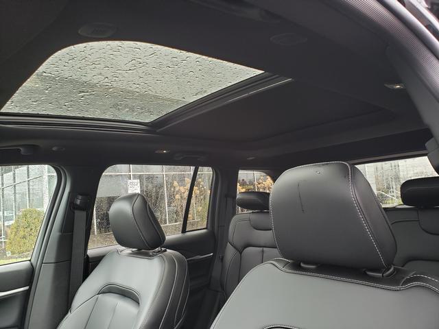 new 2026 Jeep Grand Cherokee car, priced at $46,095