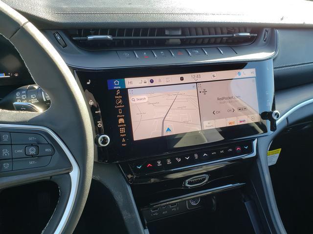 new 2026 Jeep Grand Cherokee car, priced at $50,580