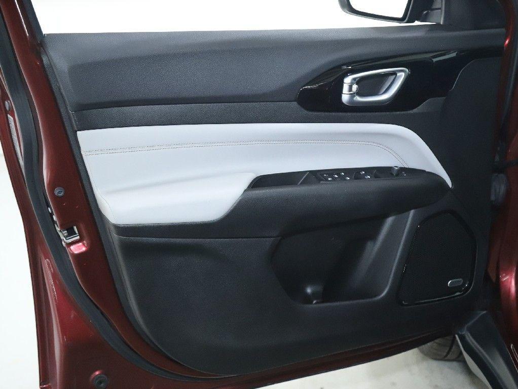 used 2022 Jeep Compass car, priced at $21,789