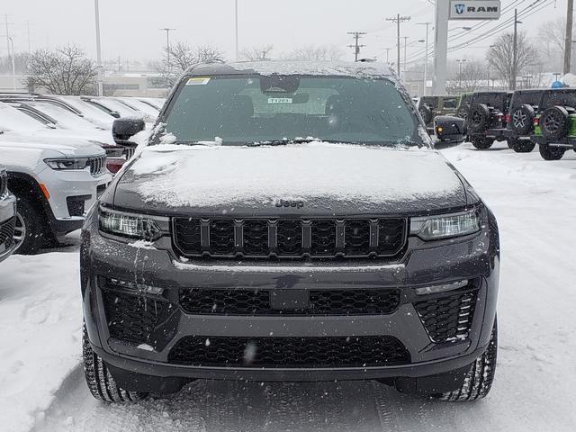 new 2026 Jeep Grand Cherokee car, priced at $50,580