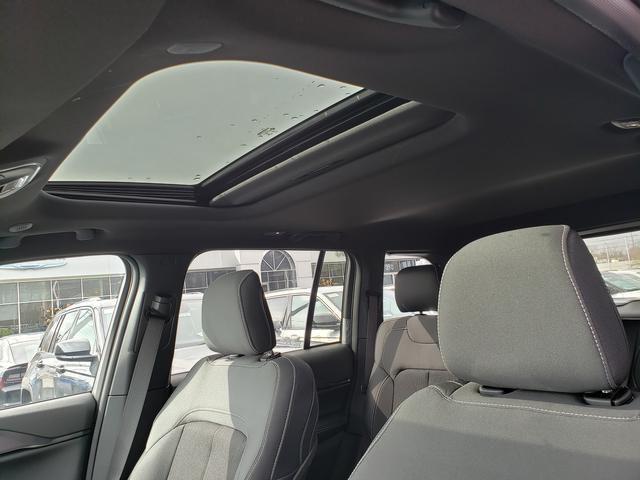 new 2026 Jeep Grand Cherokee car, priced at $42,300