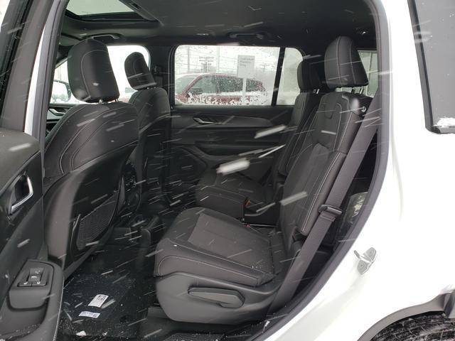 new 2025 Jeep Grand Cherokee L car, priced at $34,576