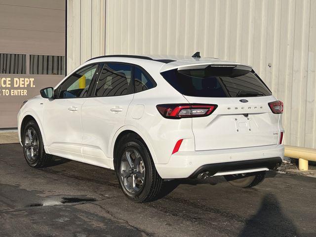 used 2023 Ford Escape car, priced at $22,570