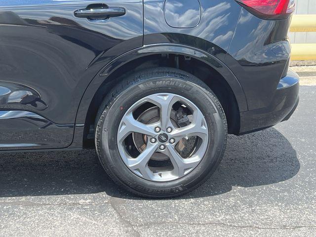 used 2023 Ford Escape car, priced at $24,888